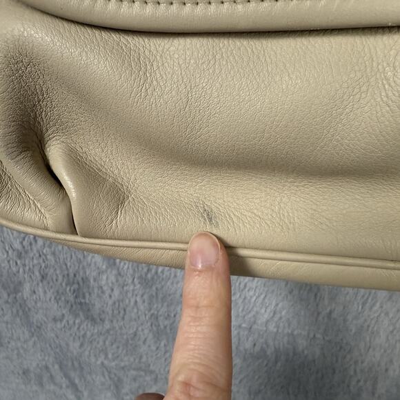 COACH Vintage Cafe Flap Bag Lightweights Glovetanned Cowhide Leather Bone 4111 - Picture 3 of 8